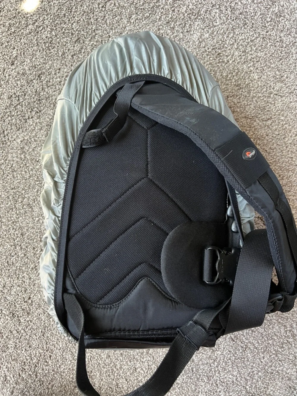 Lowepro Black SlingShot 200 AW Sling Camera Bag - Compact Single-Shoulder Carry